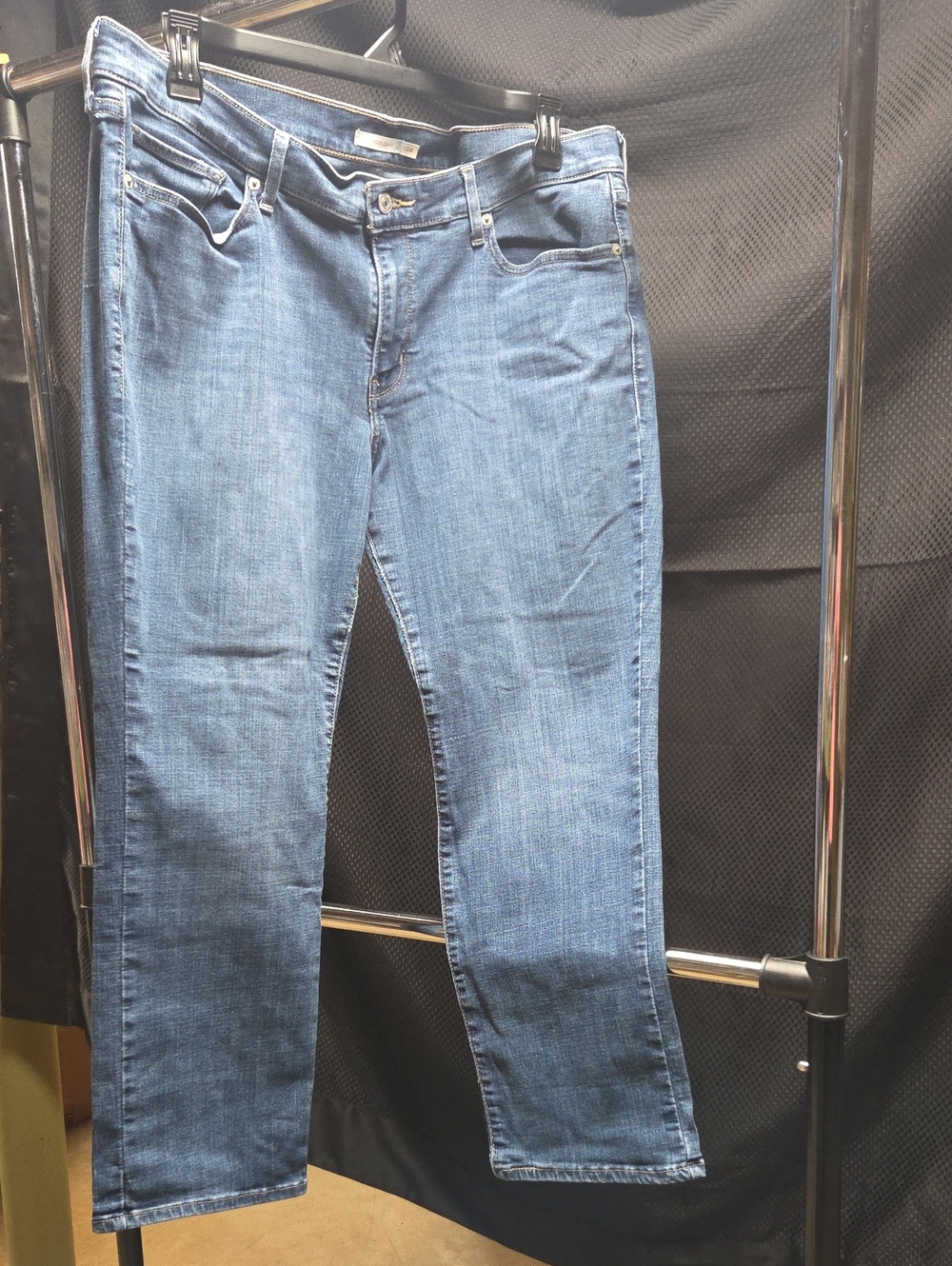 Levi's Women's Blue Straight Leg Jeans 18WP